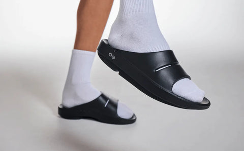 Women's OOahh Slide Sandal - Black