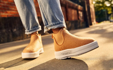 Women's OOmega Londoner - Almond